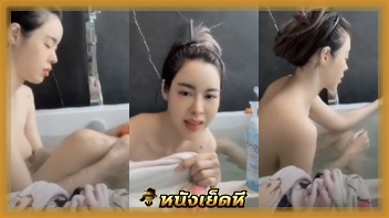 ไอซ์ ปรีชญา โหนกหี เต้านมใหญ่ หีขาว หัวนมหลุด